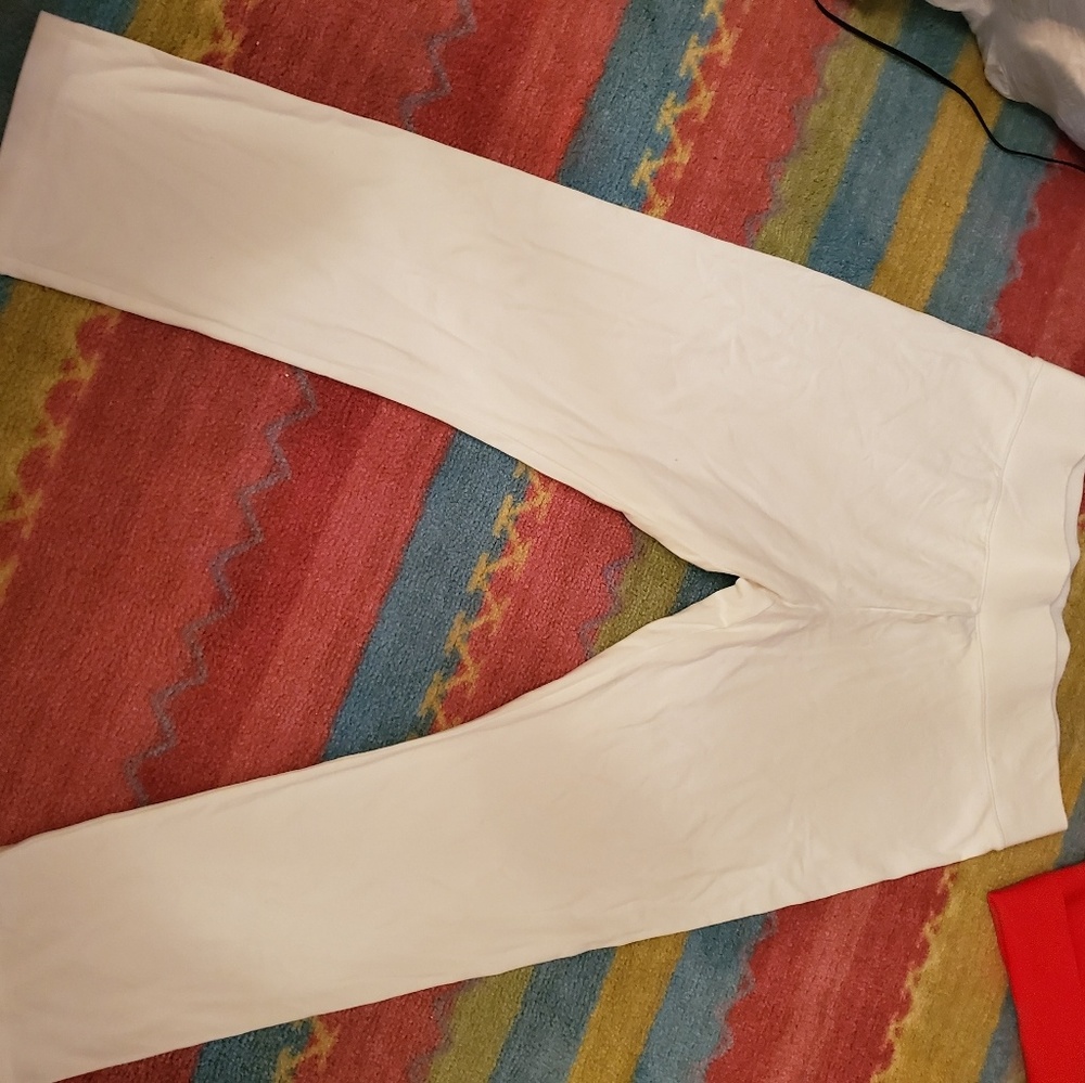 Capri pants
